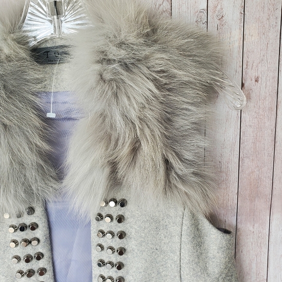 NEW TOV Holy G Grey Studded Fox Fur Vest - Picture 4 of 6